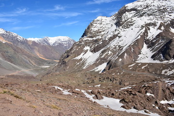 Fototapeta na wymiar landscape of volcano, mountain, glacier and valley in Chile