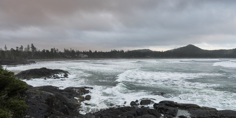 Wave splashing at coast, Pettinger Point, Cox Bay, Pacific Rim N