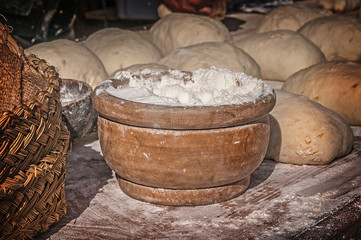 cuenco de harina, pan