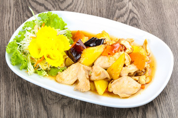 Chicken with pineapple and cahew nuts