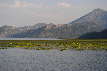 солнце море горы отпуск в Черногории