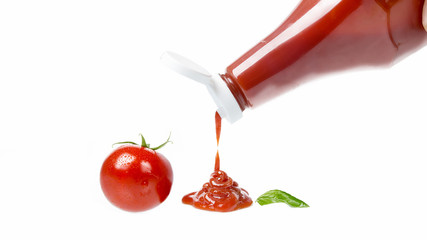 Tomatenketchup mit Basilikum.