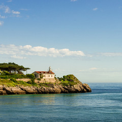 Fototapeta na wymiar Lighthouse in Santander
