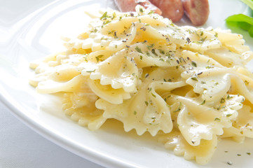 ファルファッレのクリームパスタ