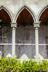wall ,pole and eaves stucco architecture