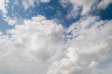 Obraz premium Clouds and blue sky background.