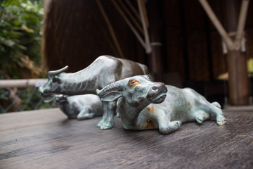 status buffalo for decoration