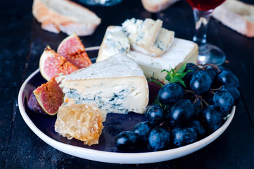 Grape, cheese, figs and honey