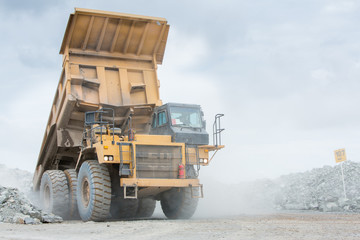mining dump truck