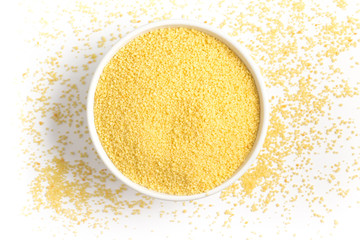 Ground Wheat into a spoon. Trigo para quibe. Kibbeh