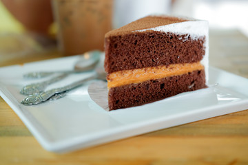 chocolate with milk tea cake