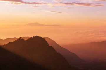 Fototapeta premium Mountains on sunset