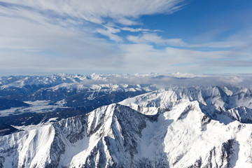Panoramaflug im Heißluftballon über die Alpen