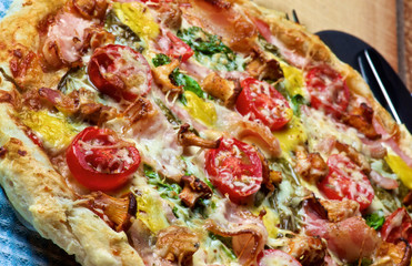 Delicious Mushrooms Pizza