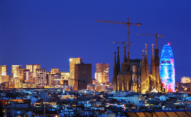 Barcelona skyline, Spain - obrazy, fototapety, plakaty