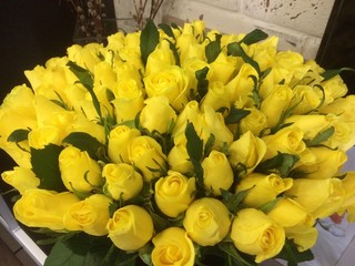 букет желтых роз