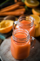 carrot and orange detox juice