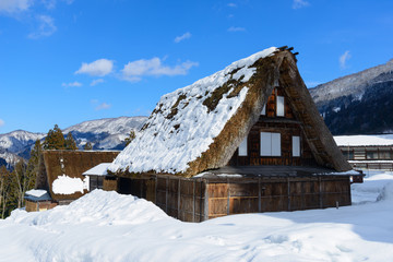 富山　五箇山　冬の相倉合掌造りの集落