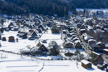 岐阜　白川郷　冬の荻町合掌造りの集落
