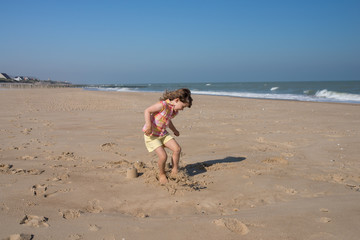 écraser les patés de sable