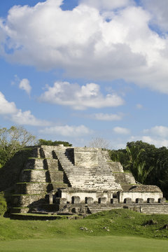 Belize, Altun Ha, Temple of the Masonary Alters (struture  B-4)