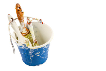 paint bucket with brushes