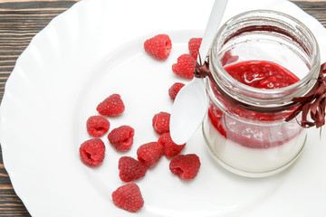 Panna cotta with raspberry jelly