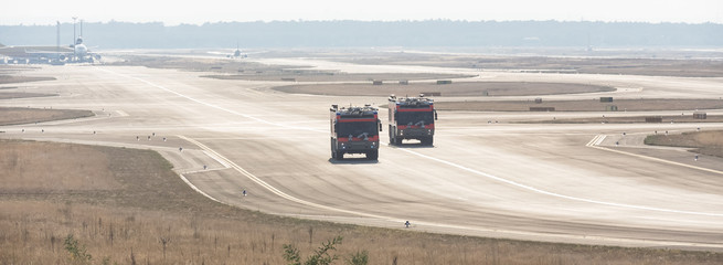 airport fire trucks