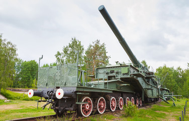 Fototapeta premium Soviet 305-mm railroad gun from WWII period
