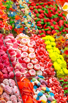 Süßwaren auf dem Mercat de la Boqueria in Barcelona