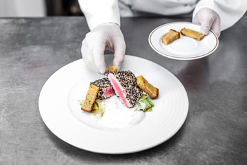 Red tuna steak