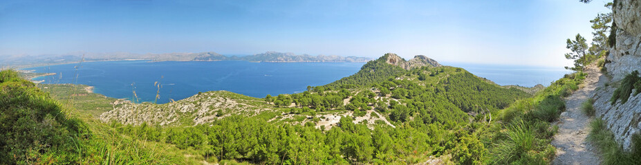 Fototapeta na wymiar Bay of pollenca, Formentor peninsula - north coast of Majorca