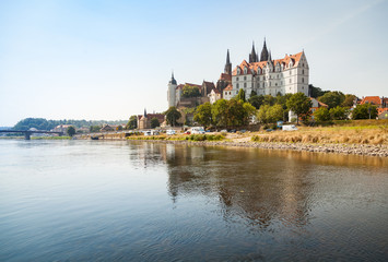 Mei&szlig;en an der Elbe mit Albrechtsburg und Burgberg