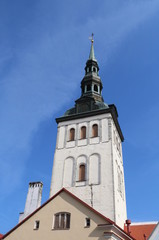 Fototapeta na wymiar Tallinn, Turm der St. Nikolaikirche