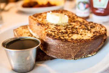 french toast, american breakfast