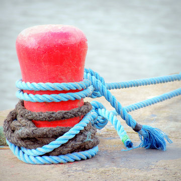 poller rope bollard