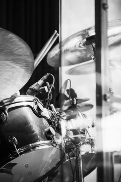 Drummer plays on cymbals