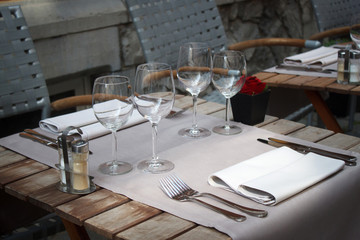 Glasses in restaurant.