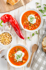 Chickpea soup with pepper