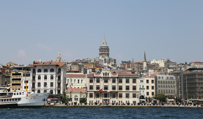Fototapeta premium Karakoy and Galata Tower in Istanbul City