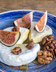 Camembert, figs and walnuts