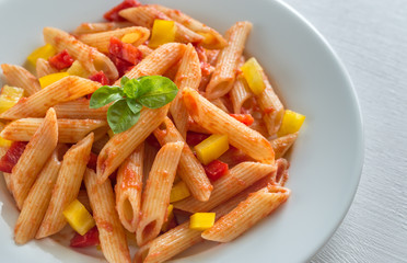 Penne with tomato sauce and fresh pepper