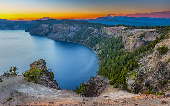 Lightning rod of the Cascades