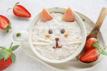 Cat kitten porridge breakfast , food art for kids