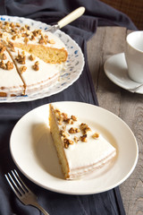 pumpkin and walnut cake