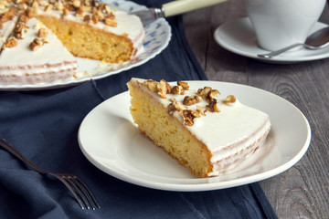 pumpkin and walnut cake