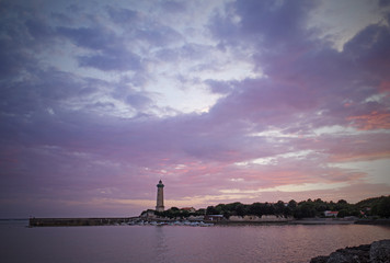 Fototapeta premium coucher de soleil sur st georges-de-didonne