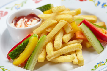 french fries with sauce