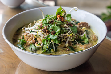 Indonesian coconut curry with tempeh