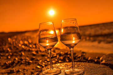 wein im sonnenuntergang